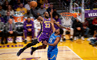 篮球NBA比赛精彩扣篮瞬间 - 运动员空中对抗